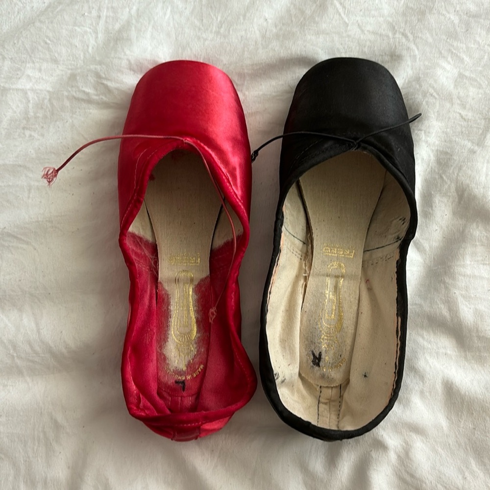Freed of London pointe shoes, size 6 XXX heel pin